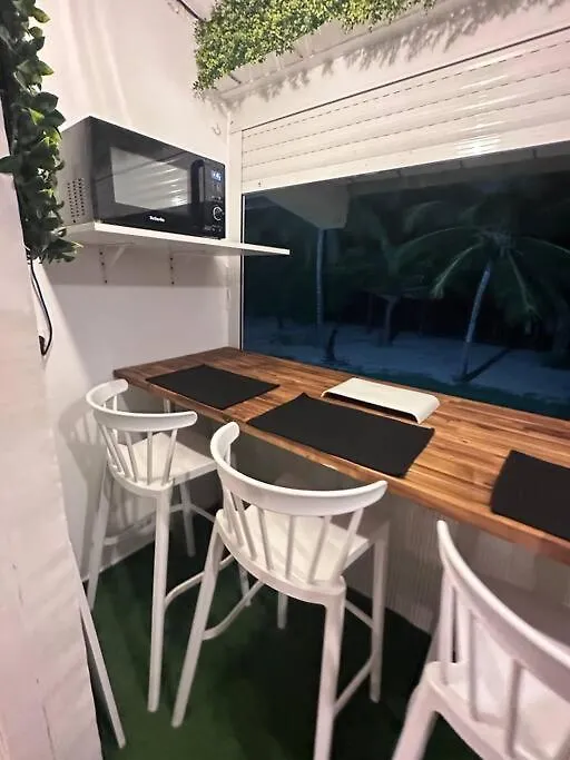 Studio Sagesse D'Elodie. Le Moule Apartment