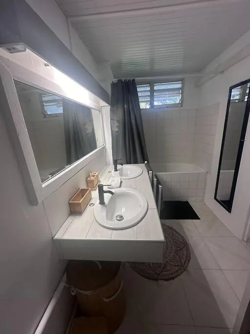 Apartment Studio Sagesse D'Elodie. Le Moule